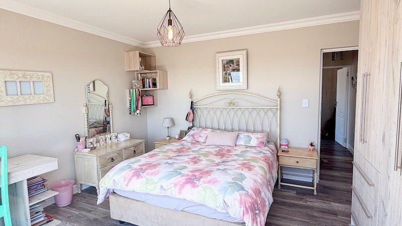 4 Bedroom Property for Sale in Reebok Western Cape